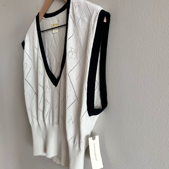 Anthropologie Maeve Violette Icon Logo Vest | Black & White | Size Small | NWT - Picture 11 of 16